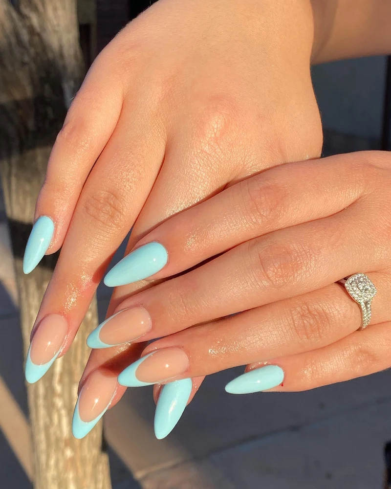 French Tip Almond