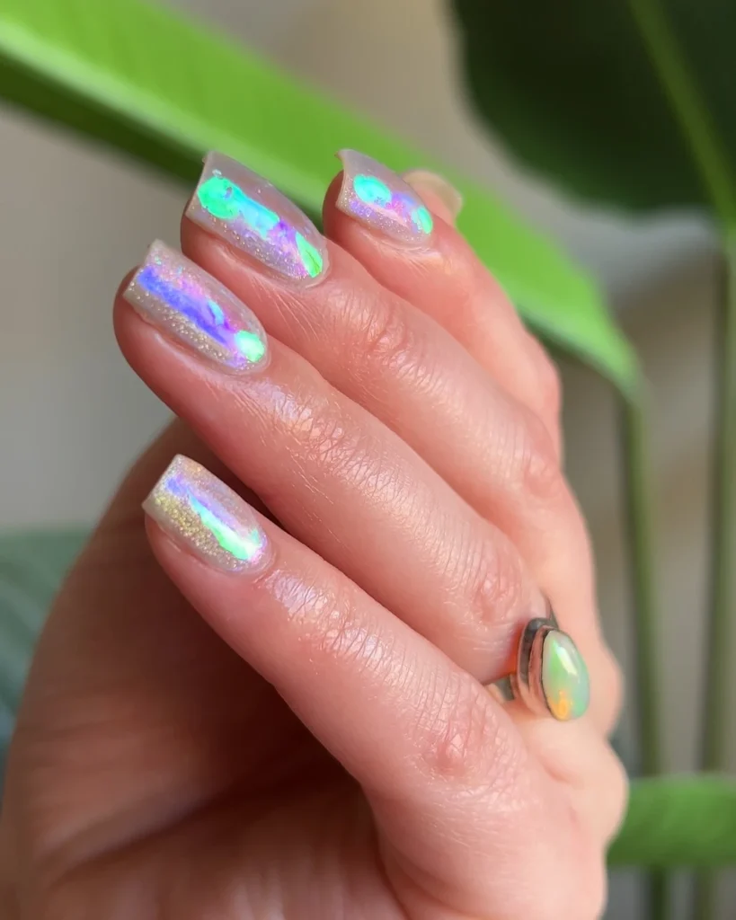 Aurora Shimmer Tips