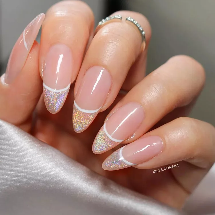 Holographic Tips